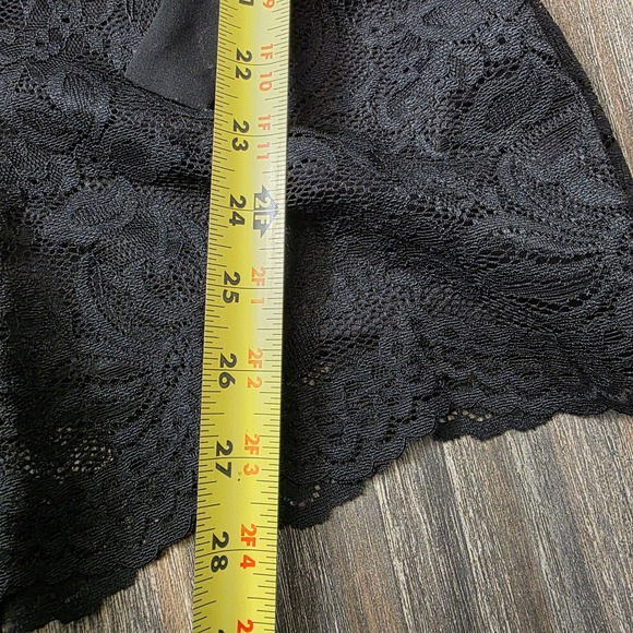 Francescas Mi ami Lace Wrap Romper Black Short Sleeve Tie Waist XXS - Picture 3 of 8